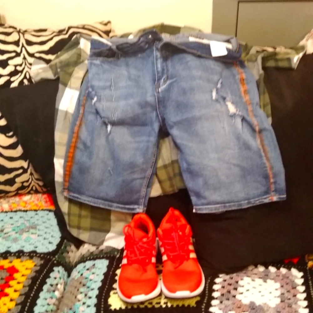 Alba che green checkered button up, blue and orange men's ripped shorts, adidas